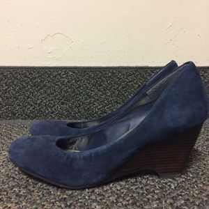 Navy Suede Weges
